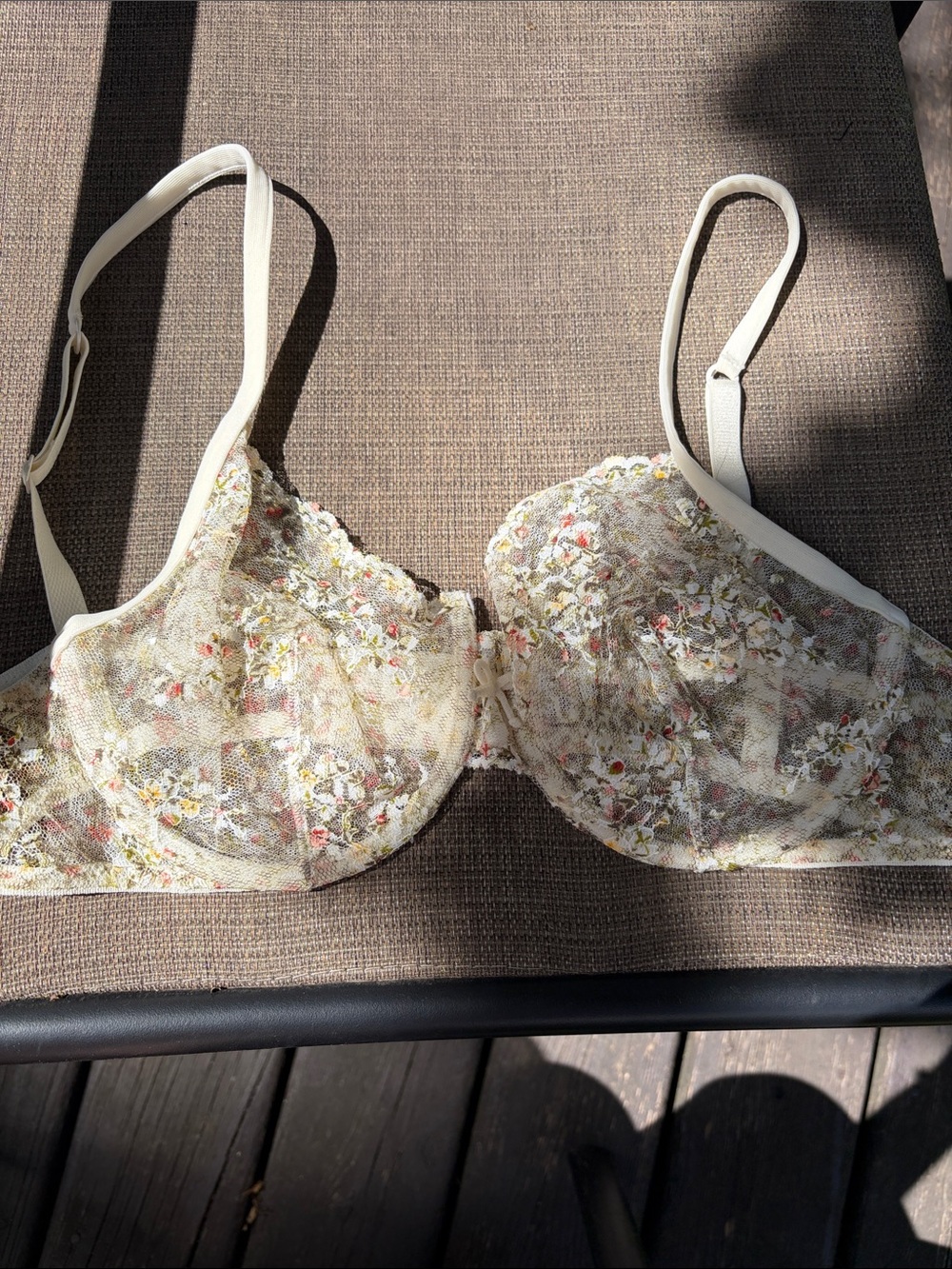 La Perla Cream Floral Sheer Lace Underwire Bra
